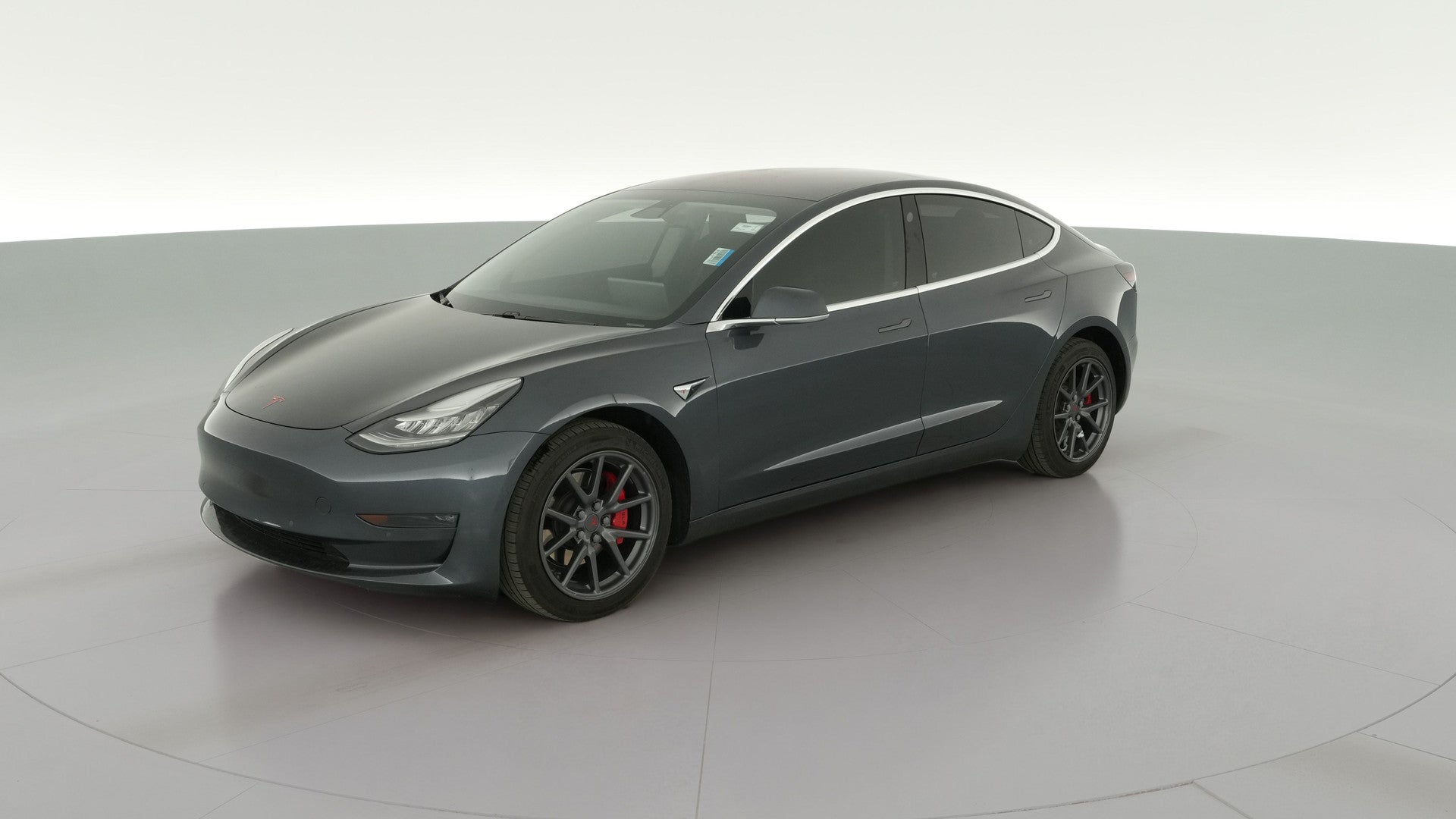 2018 Tesla Model 3 vehicle photo
