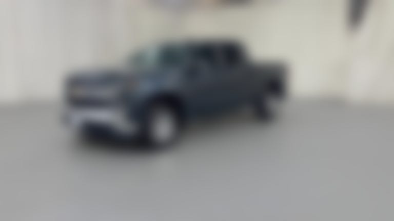 2020 Chevrolet Silverado 1500 Crew Cab vehicle photo