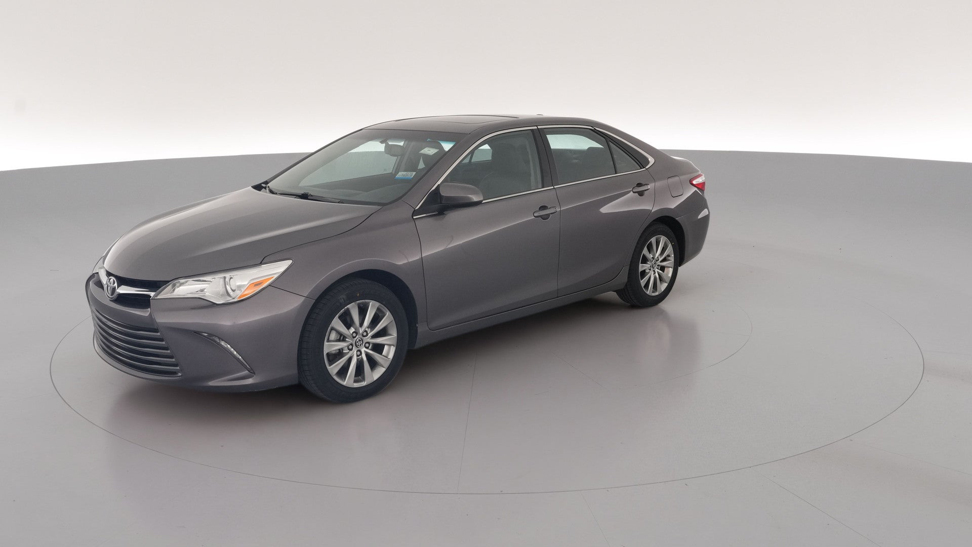 2016 Toyota Camry vehicle photo