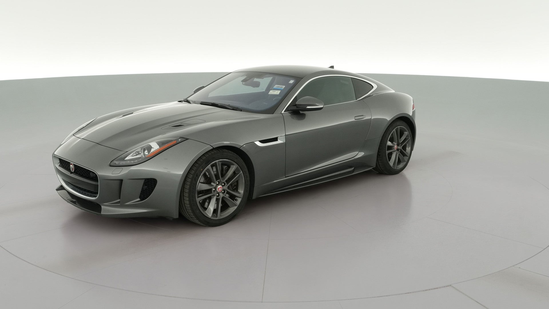 2017 Jaguar F-TYPE vehicle photo