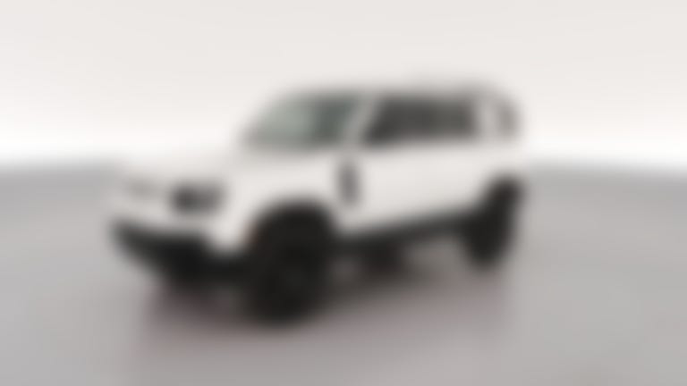 2024 Land Rover Defender 110 vehicle photo