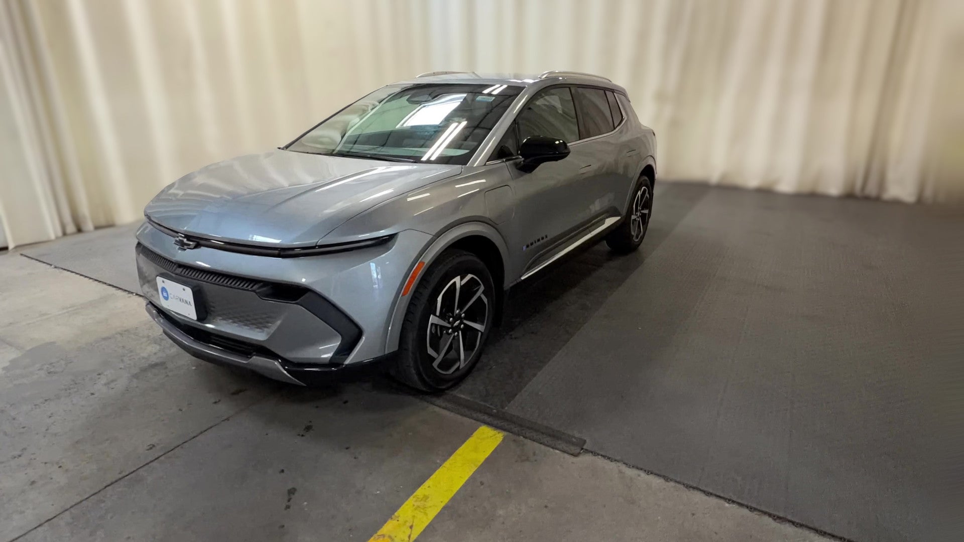 2024 Chevrolet Equinox EV vehicle photo