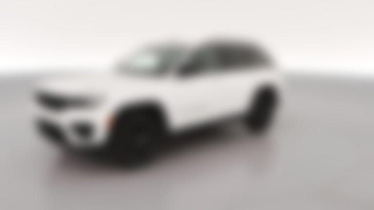 2025 Jeep Grand Cherokee vehicle photo