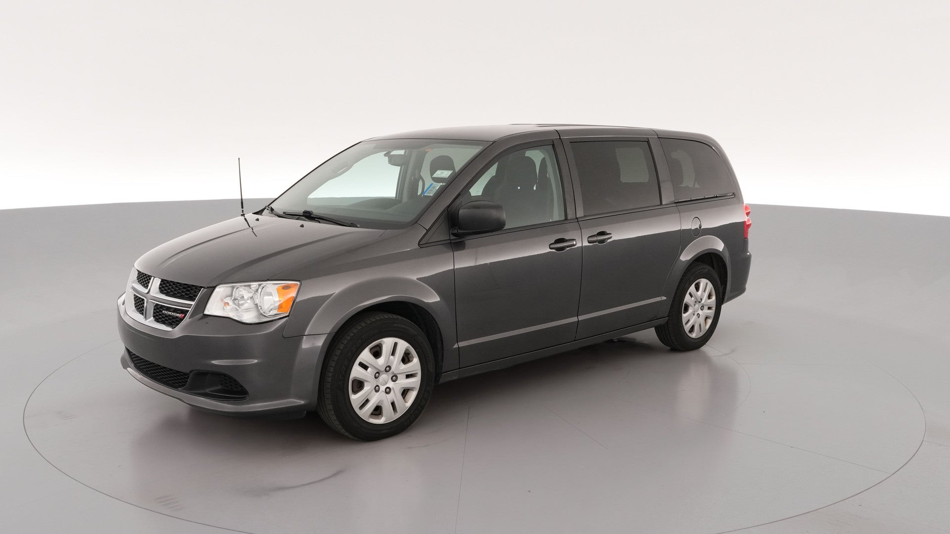 2018 Dodge Grand Caravan Passenger vehicle photo