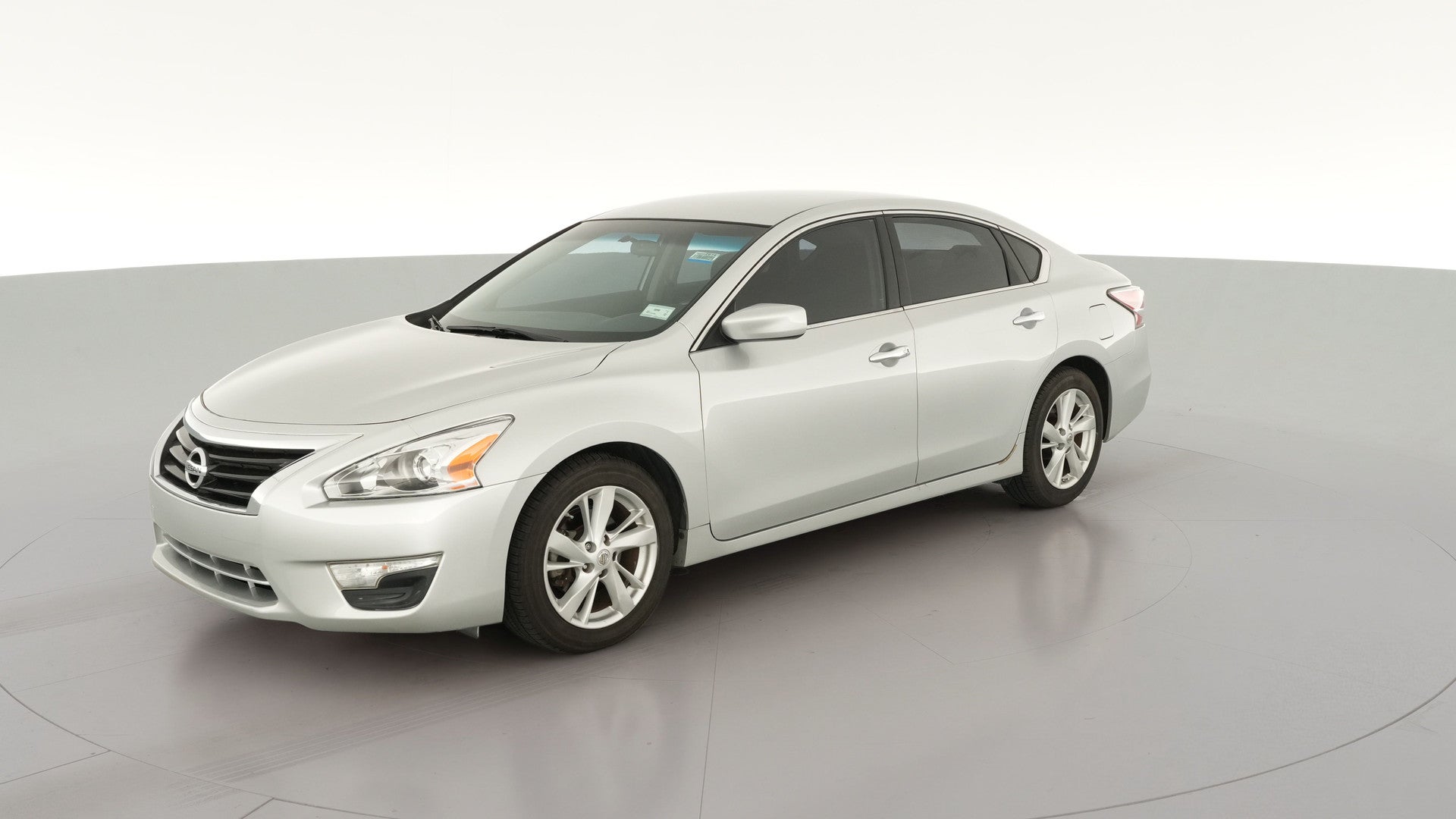 2014 Nissan Altima vehicle photo