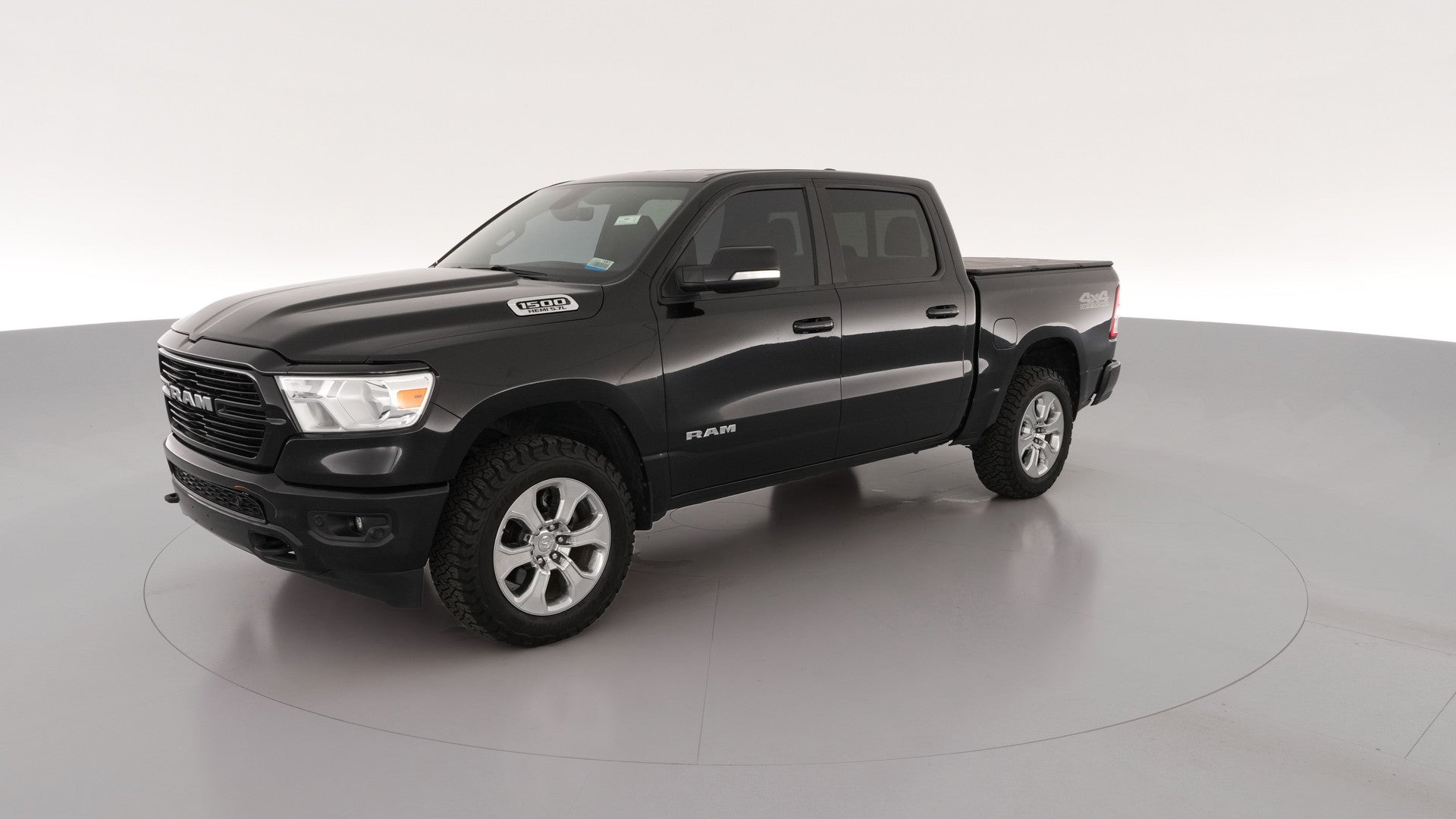 2019 Ram 1500 Crew Cab vehicle photo