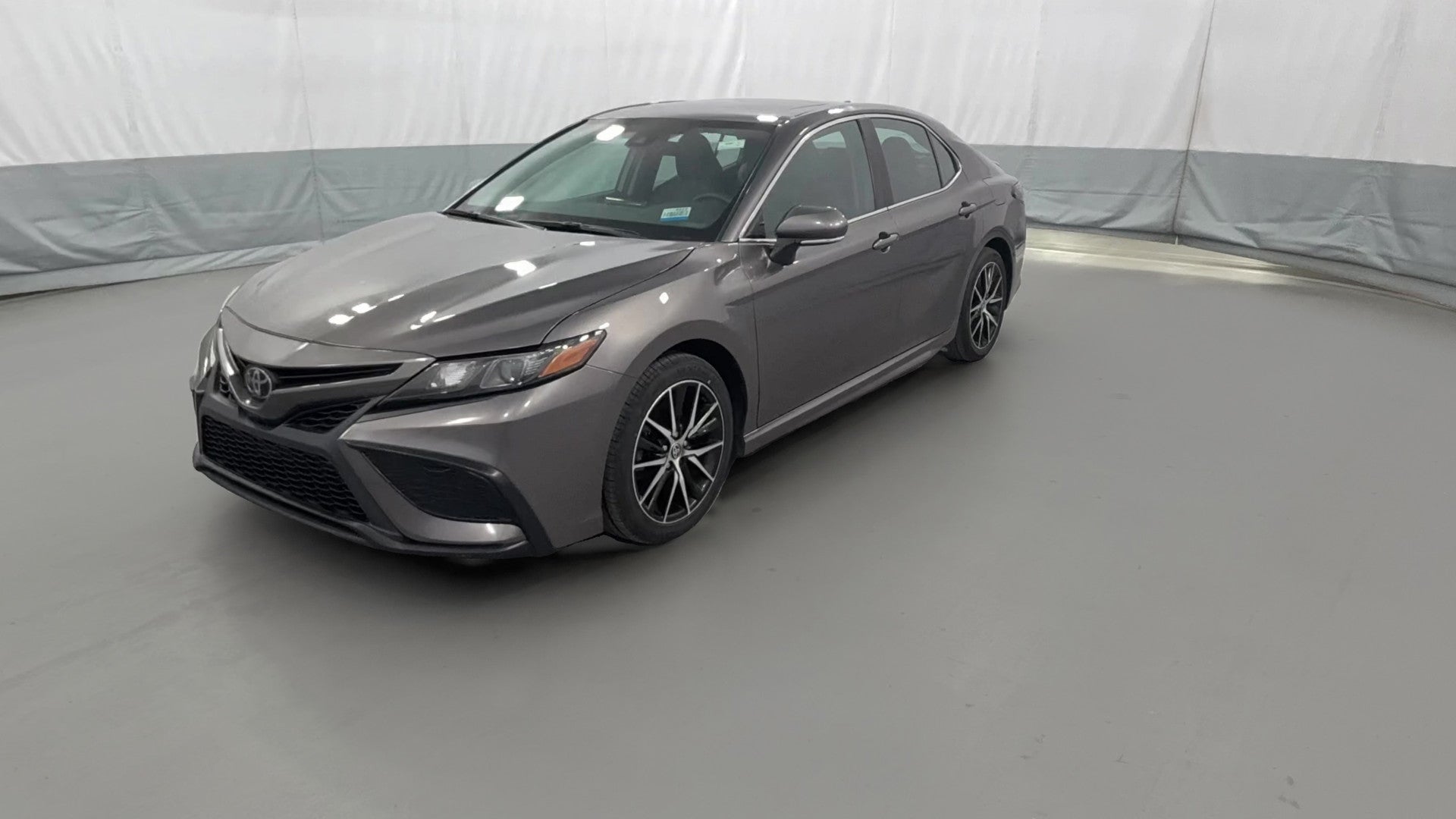 2024 Toyota Camry vehicle photo