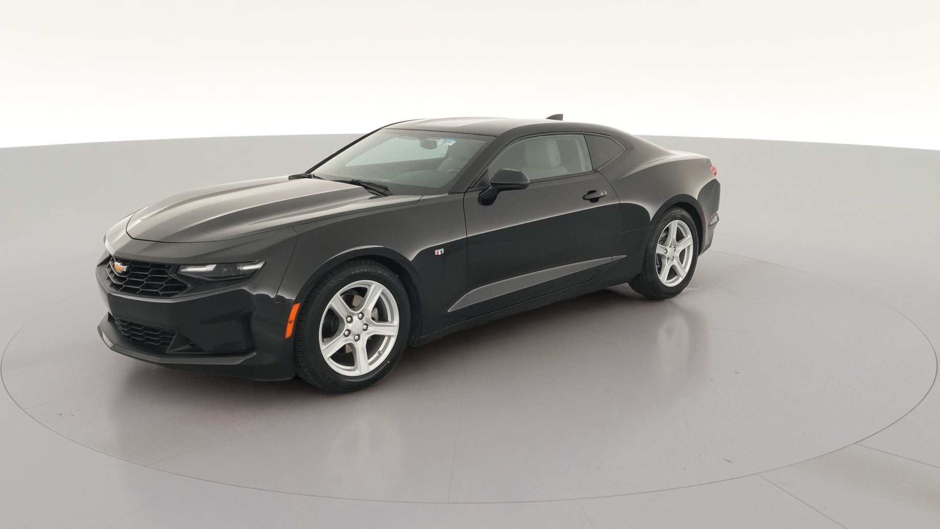 2020 Chevrolet Camaro vehicle photo