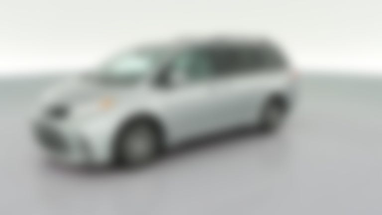 2018 Toyota Sienna vehicle photo