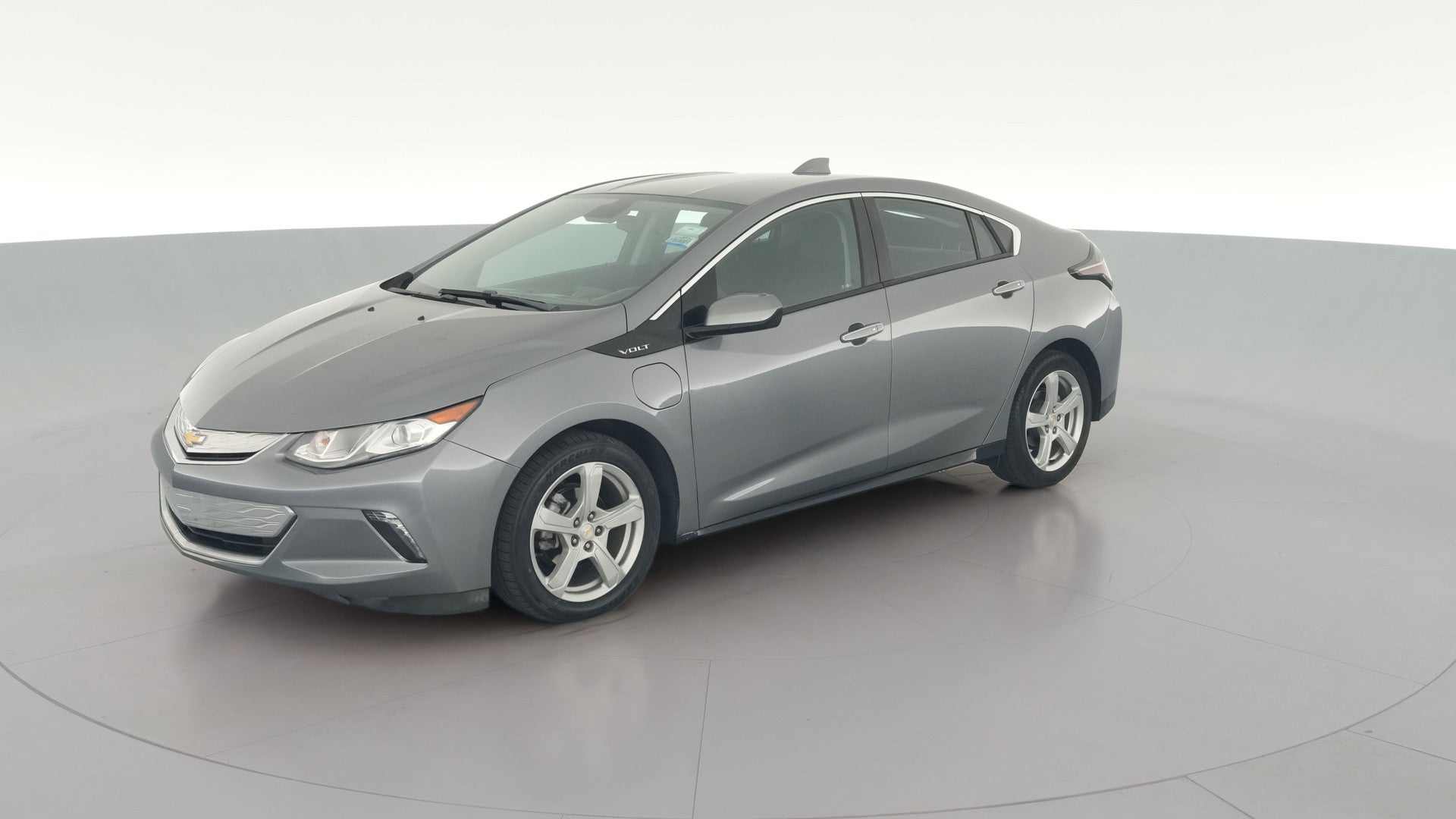2018 Chevrolet Volt vehicle photo