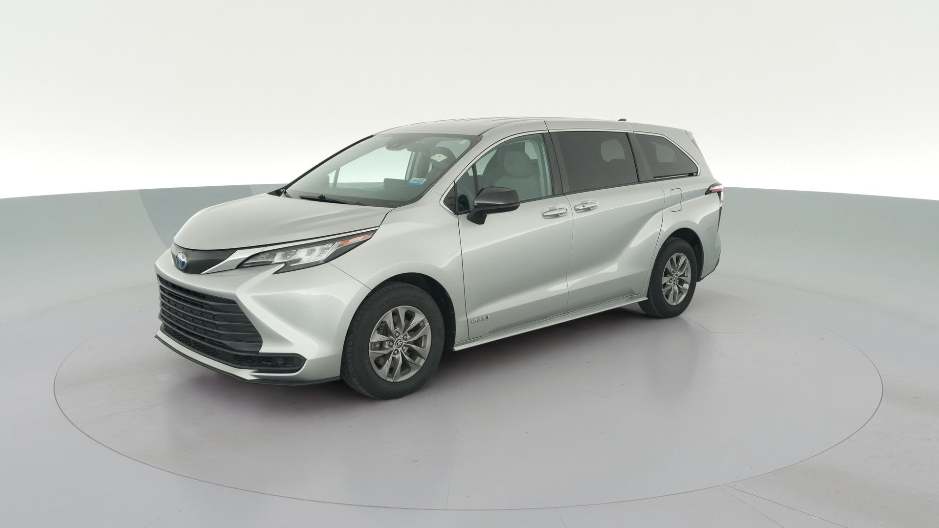 2021 Toyota Sienna vehicle photo