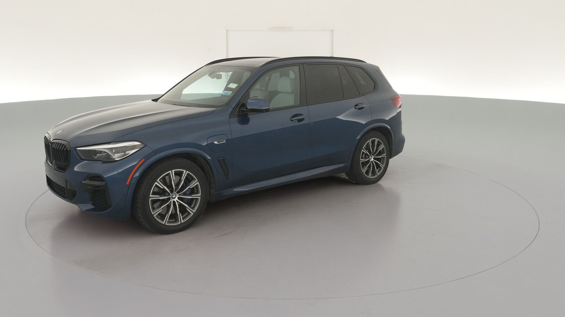 2023 BMW X5 vehicle photo