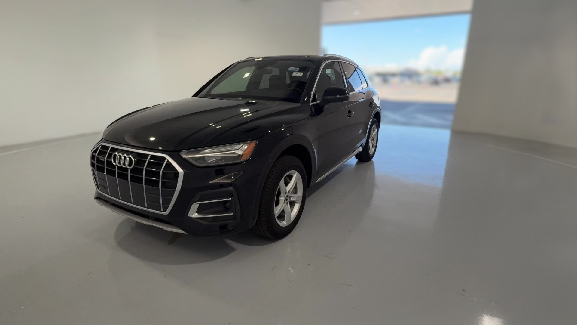 2021 Audi Q5 vehicle photo