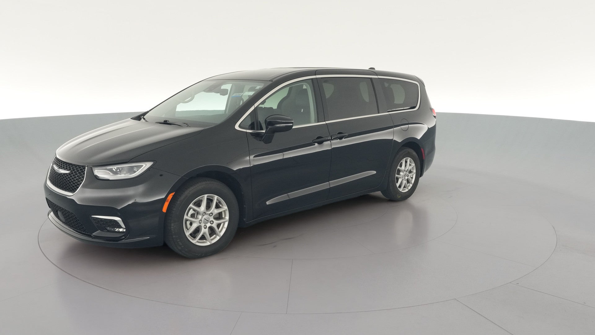 2024 Chrysler Pacifica vehicle photo