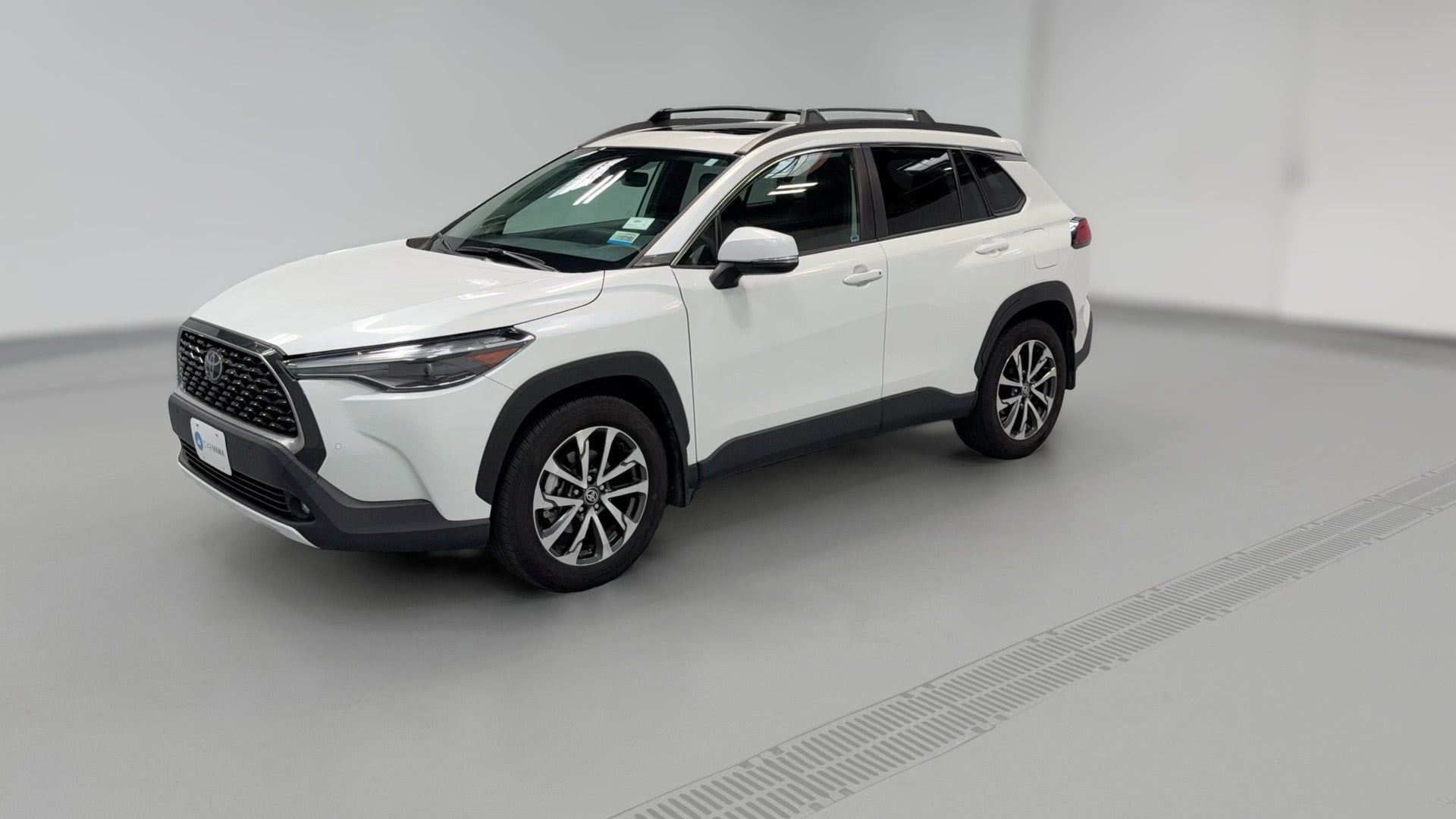 2023 Toyota Corolla Cross vehicle photo