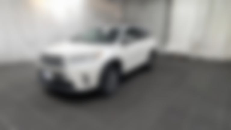 2019 Toyota Highlander vehicle photo