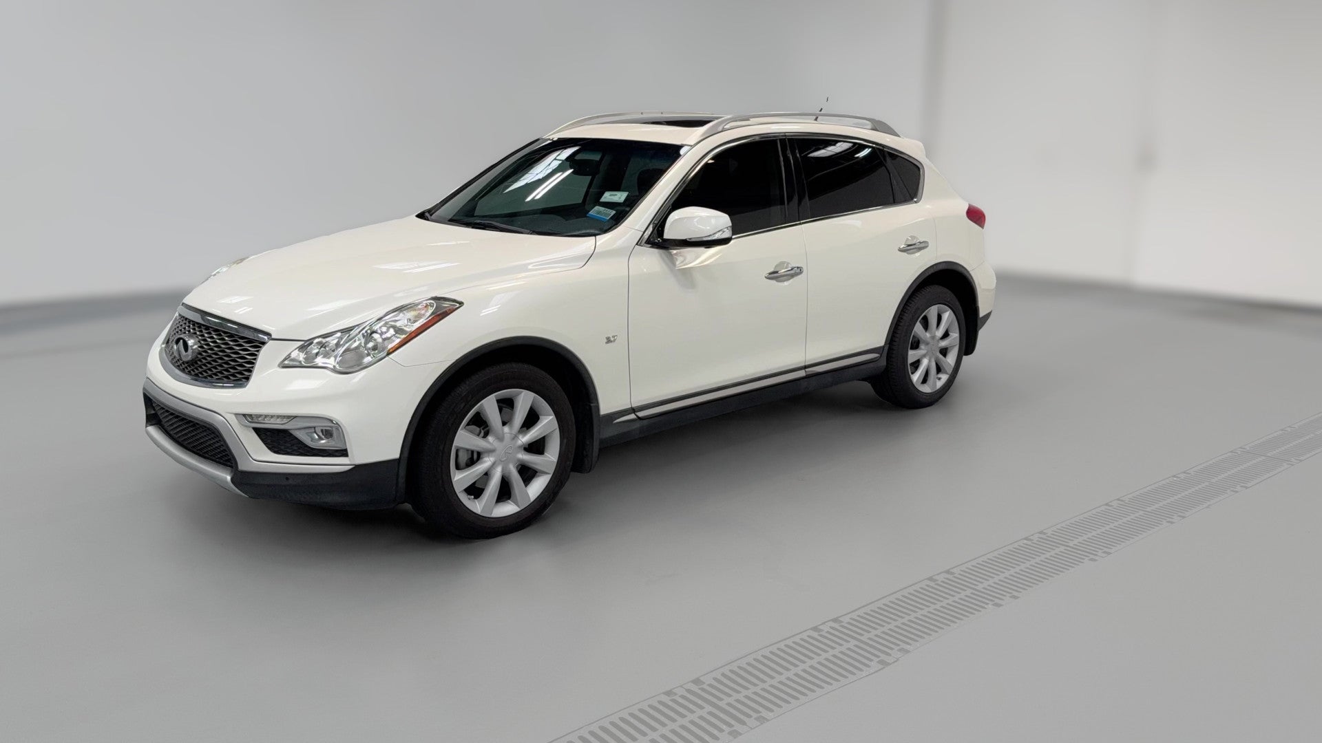 2017 INFINITI QX50 vehicle photo