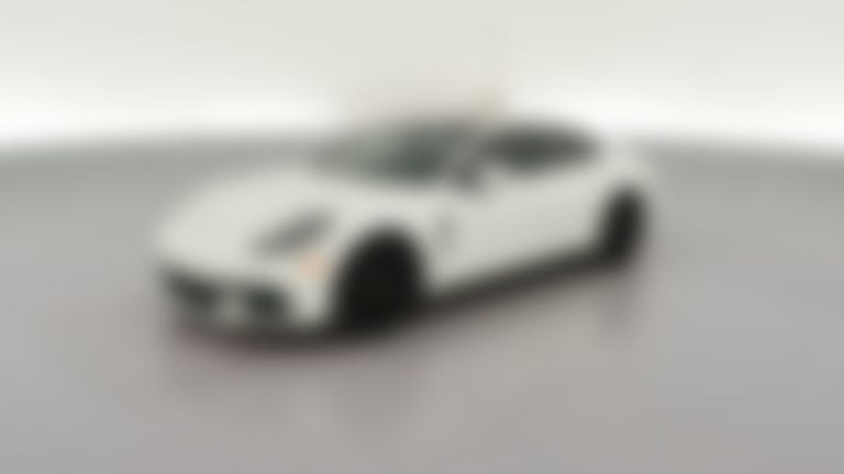 2018 Porsche Panamera vehicle photo