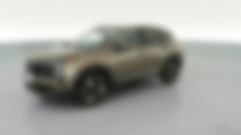 2025 Nissan Kicks vehicle photo