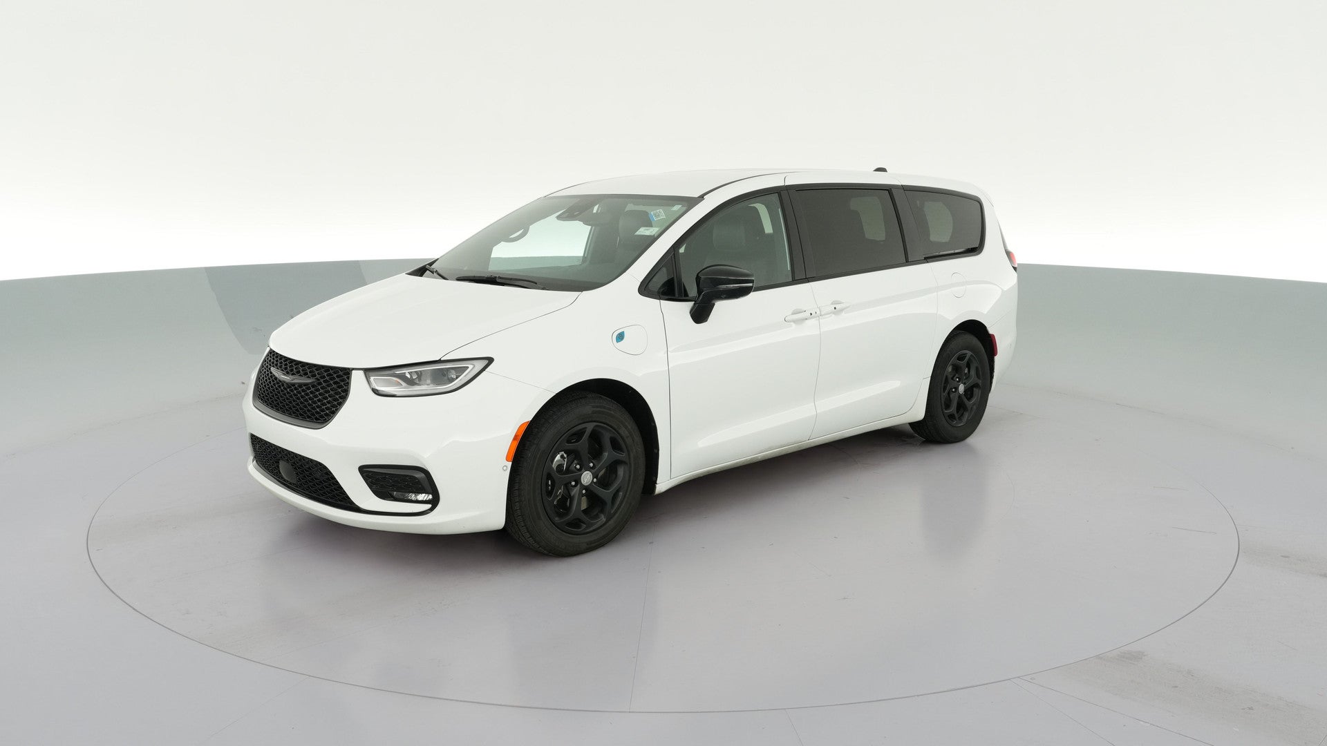 2024 Chrysler Pacifica Hybrid vehicle photo
