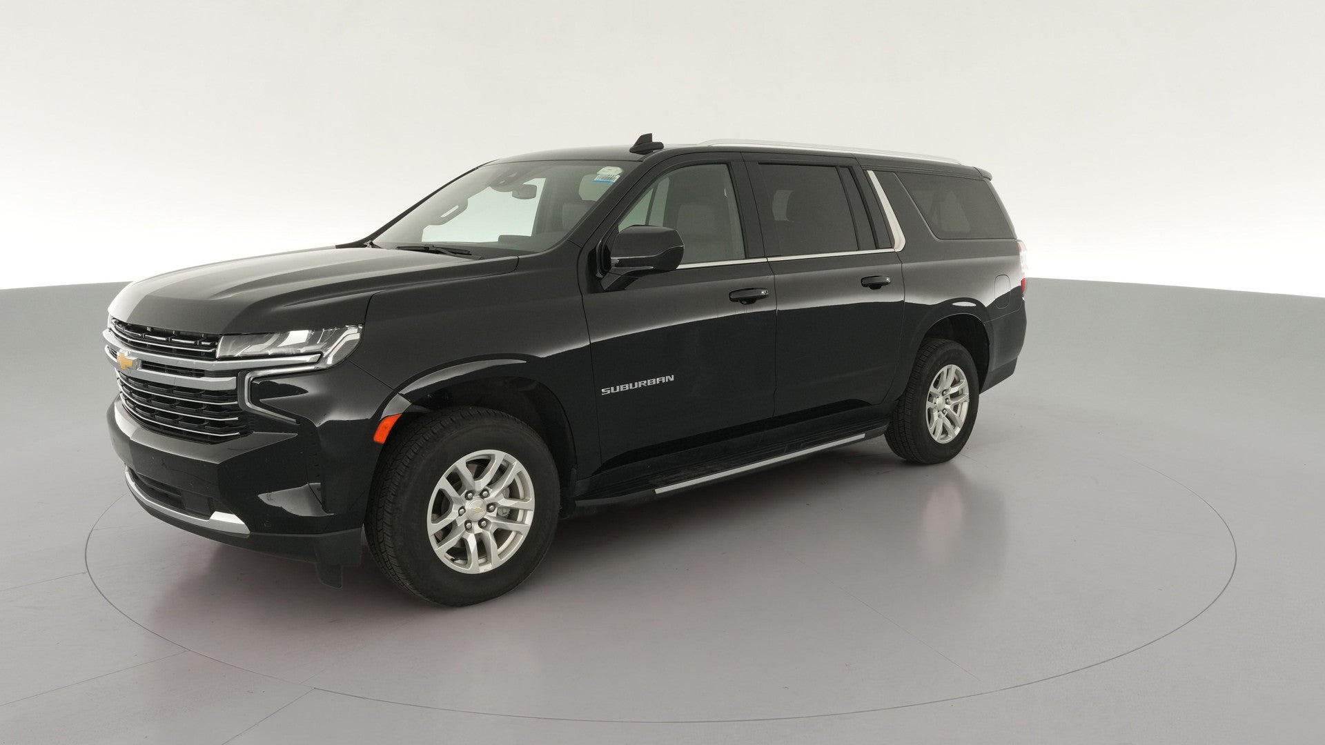 2024 Chevrolet Suburban vehicle photo