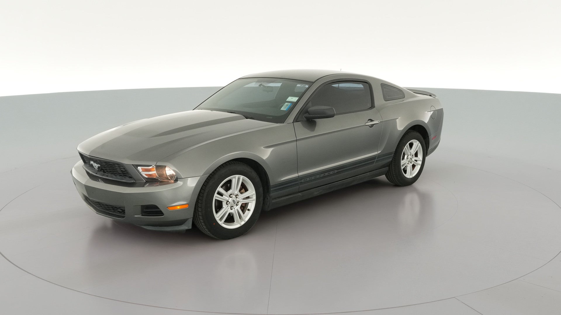 2010 Ford Mustang vehicle photo