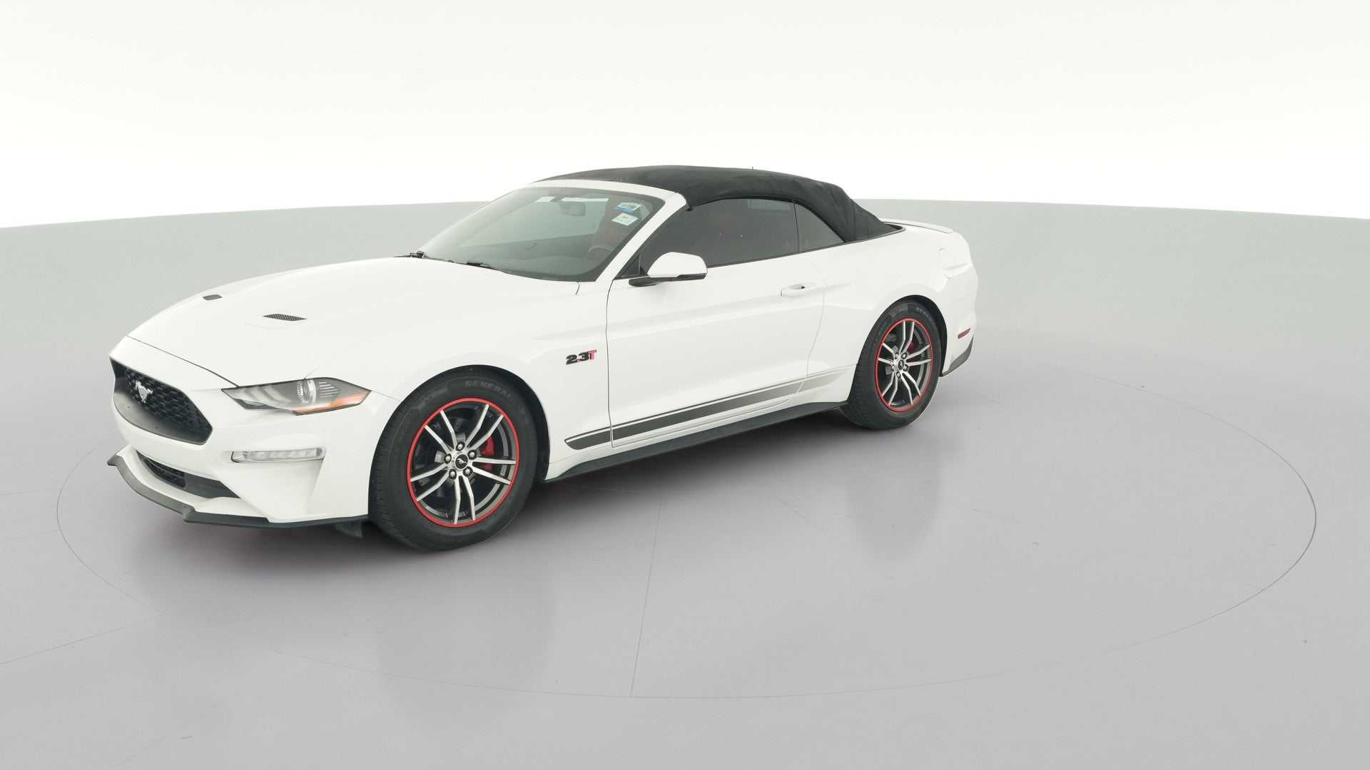 2018 Ford Mustang vehicle photo