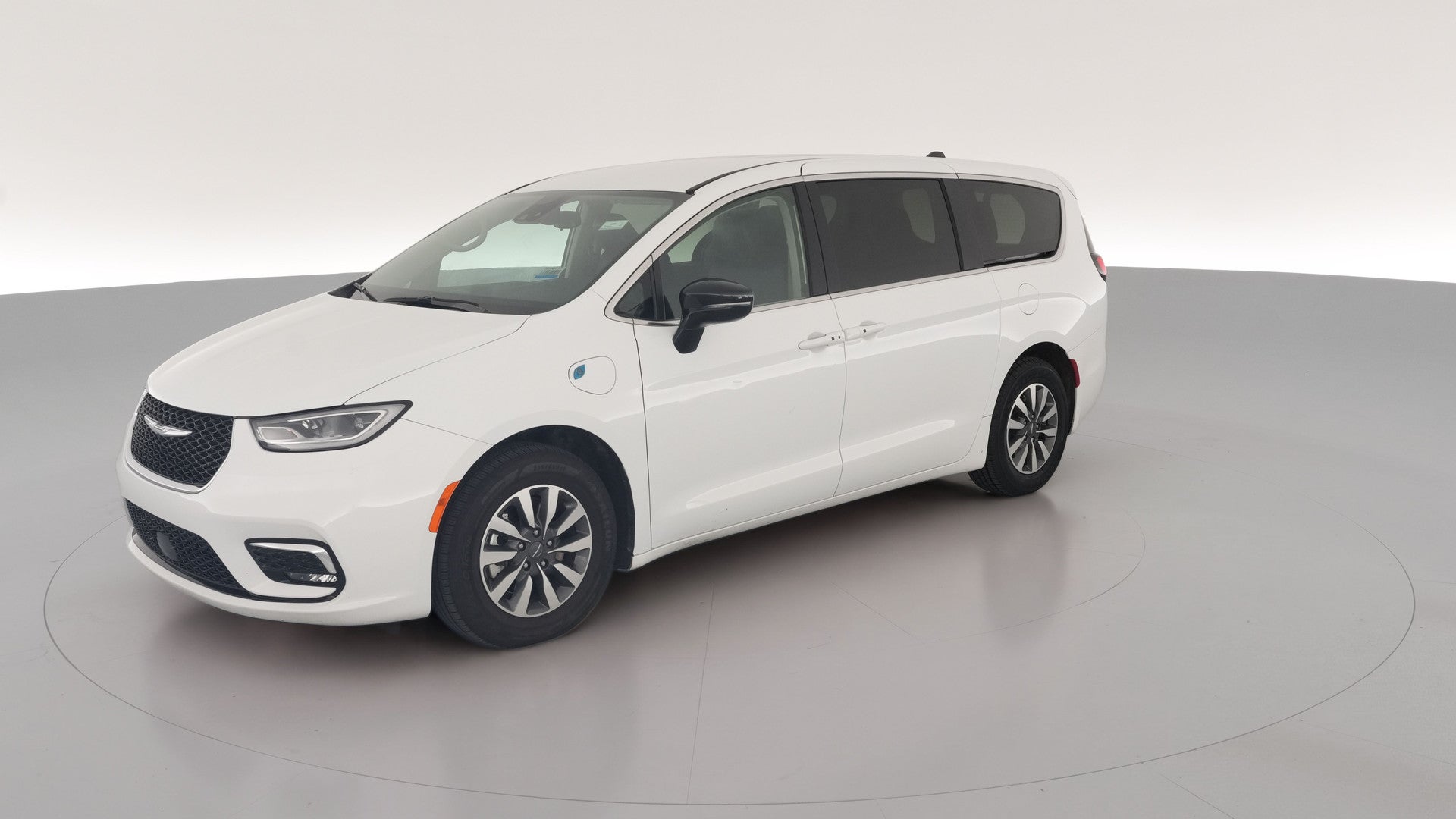 2024 Chrysler Pacifica Hybrid vehicle photo