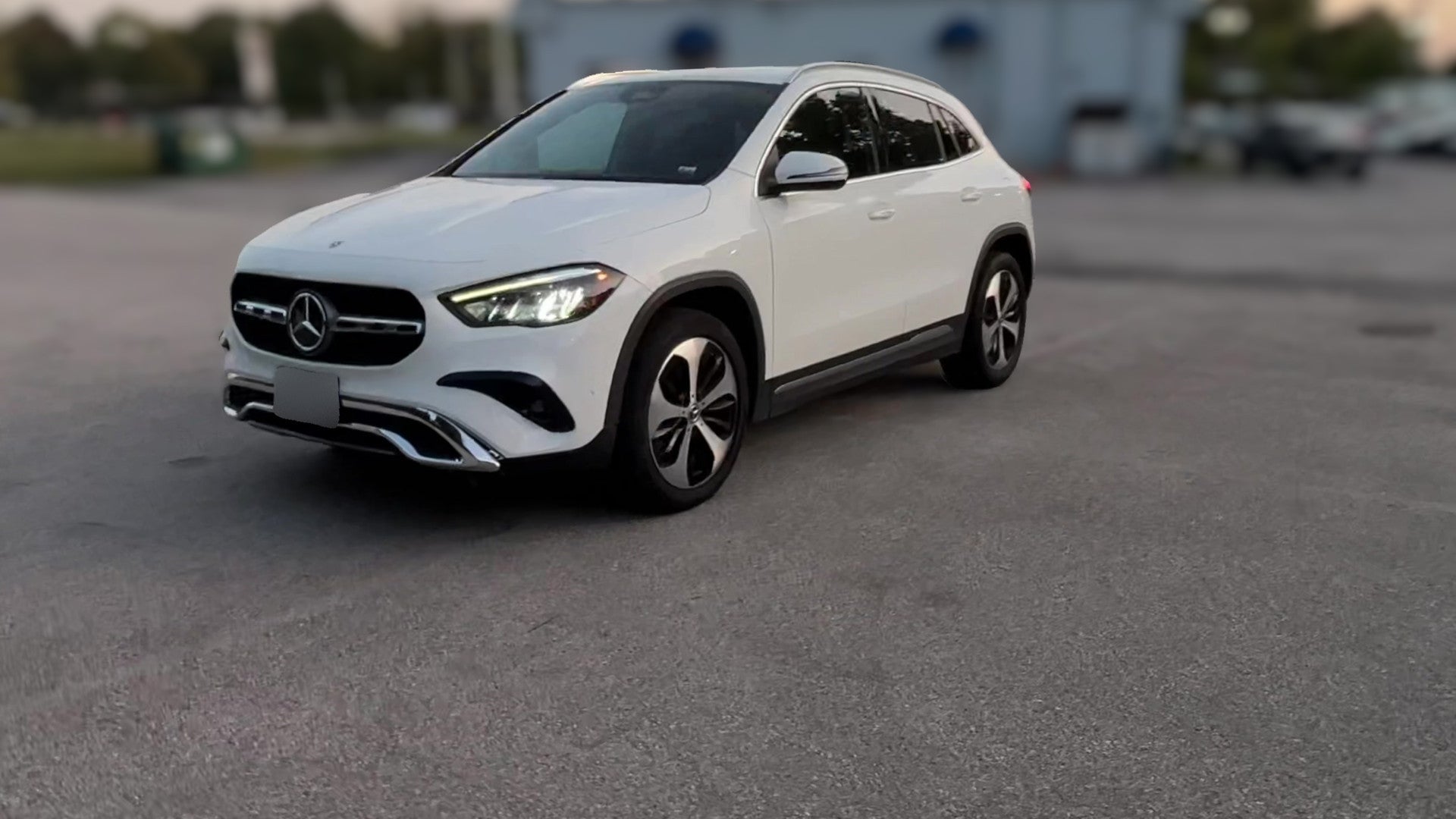 2025 Mercedes-Benz GLA vehicle photo