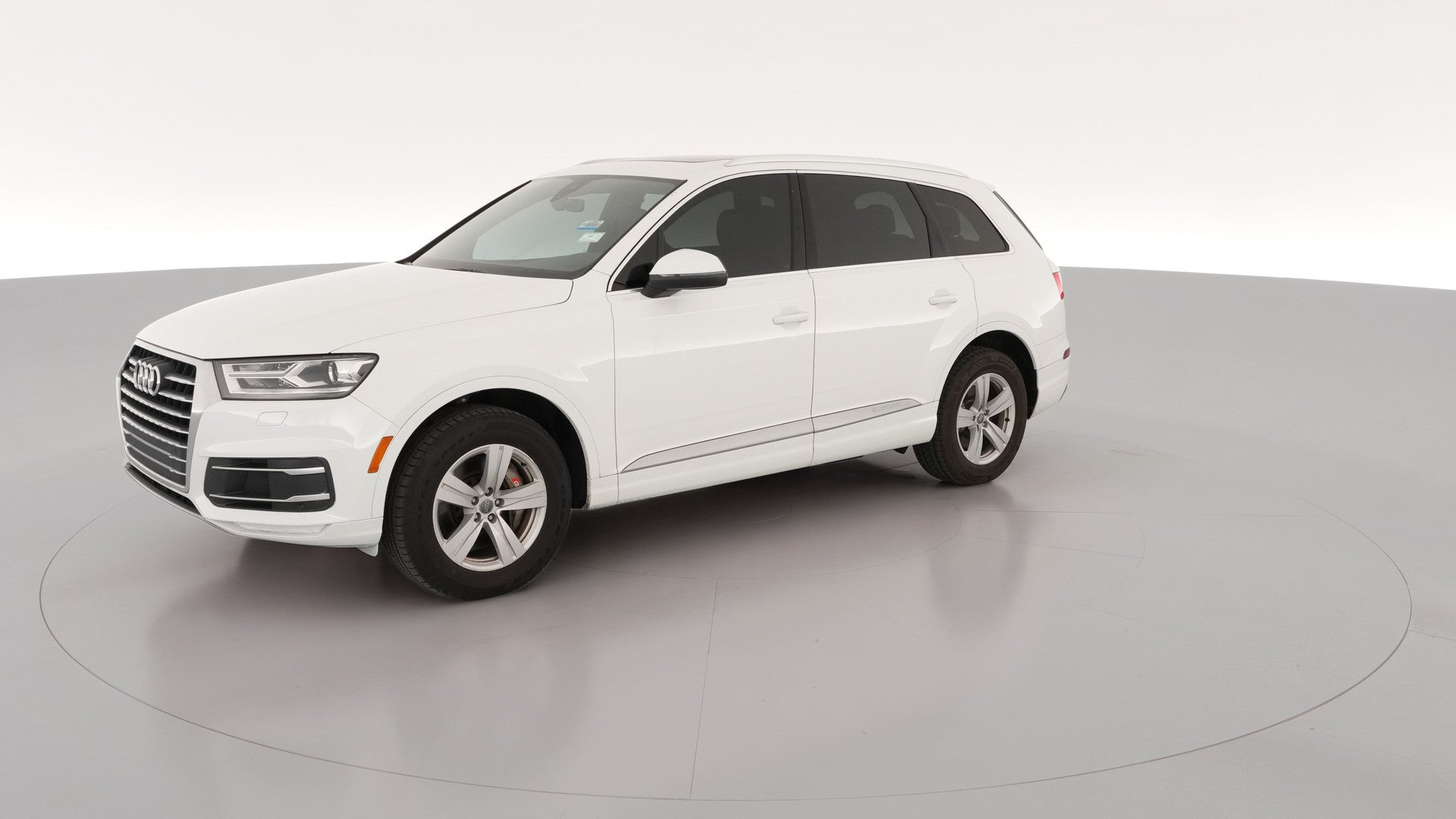 2019 Audi Q7 vehicle photo