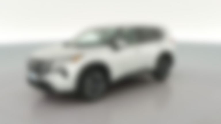 2025 Nissan Rogue vehicle photo