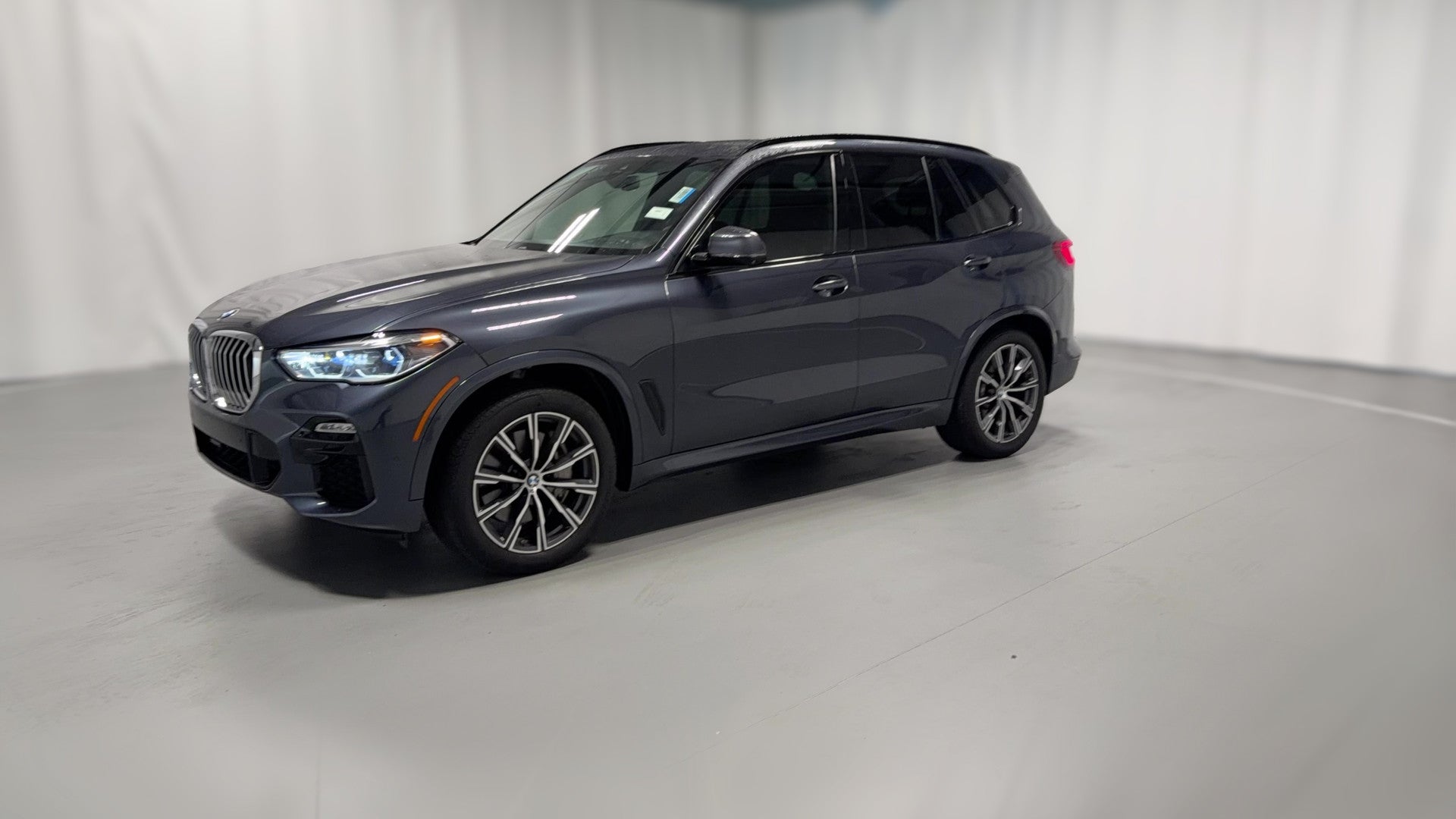 2019 BMW X5 vehicle photo