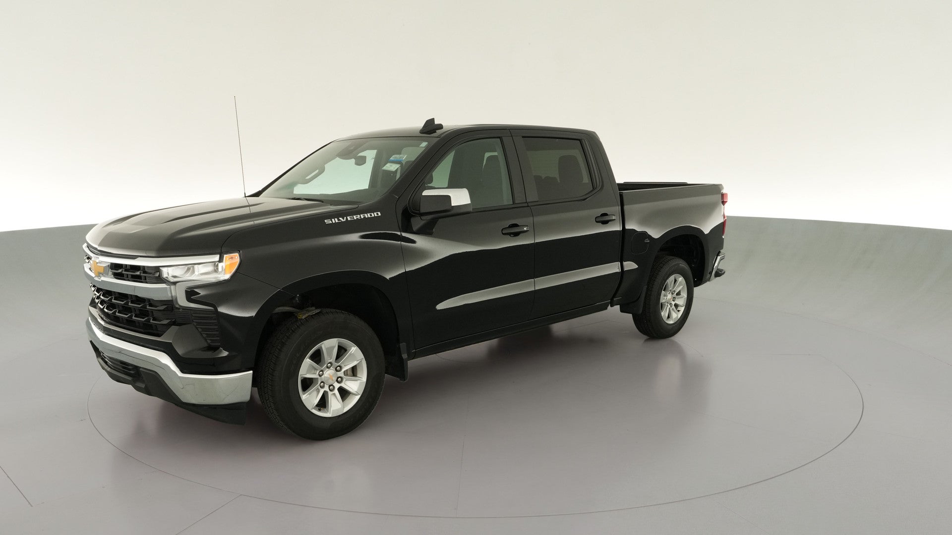 2025 Chevrolet Silverado 1500 Crew Cab vehicle photo