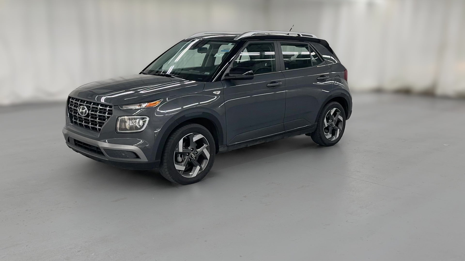 2025 Hyundai Venue vehicle photo