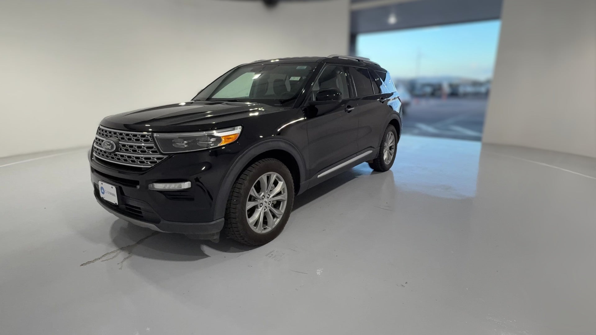 2023 Ford Explorer vehicle photo