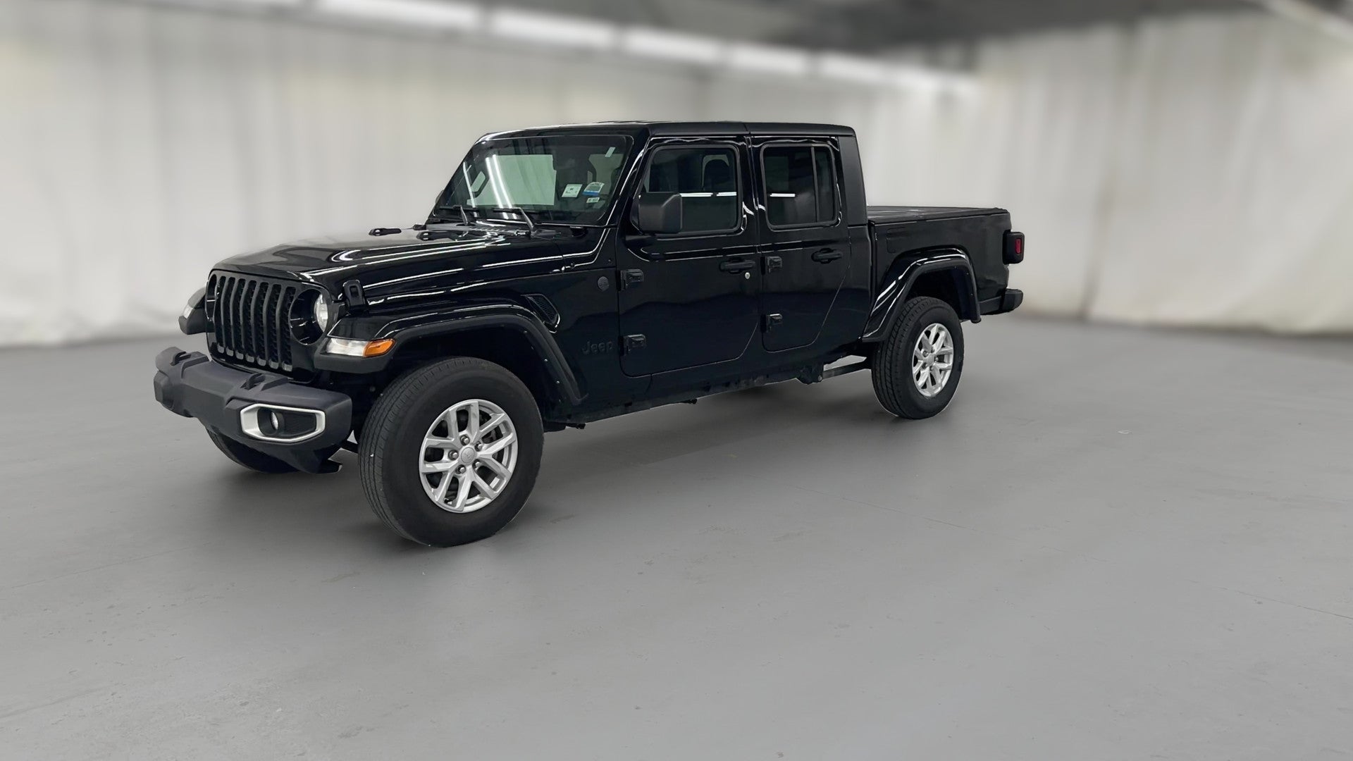 2023 Jeep Gladiator vehicle photo