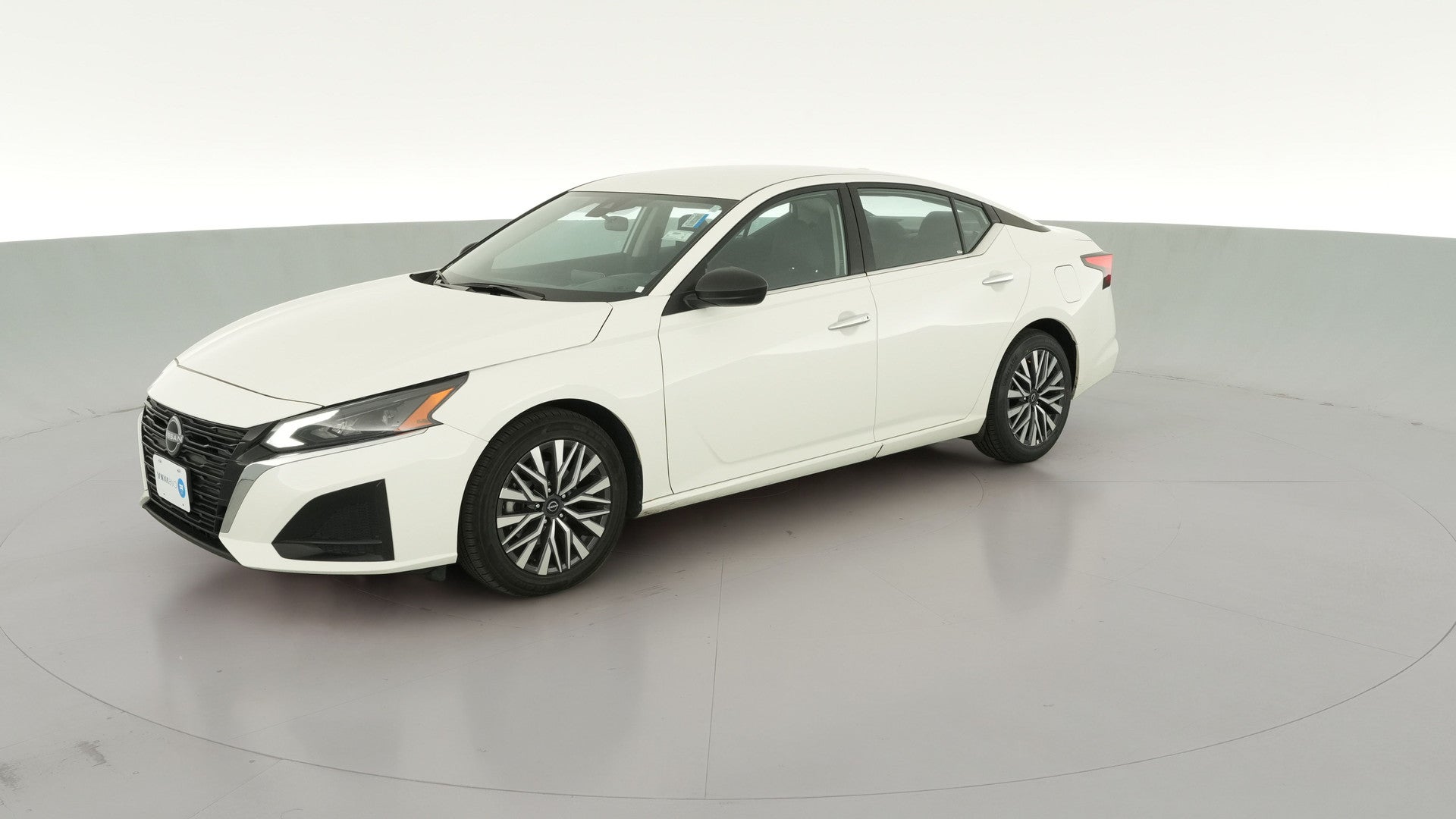 2025 Nissan Altima vehicle photo