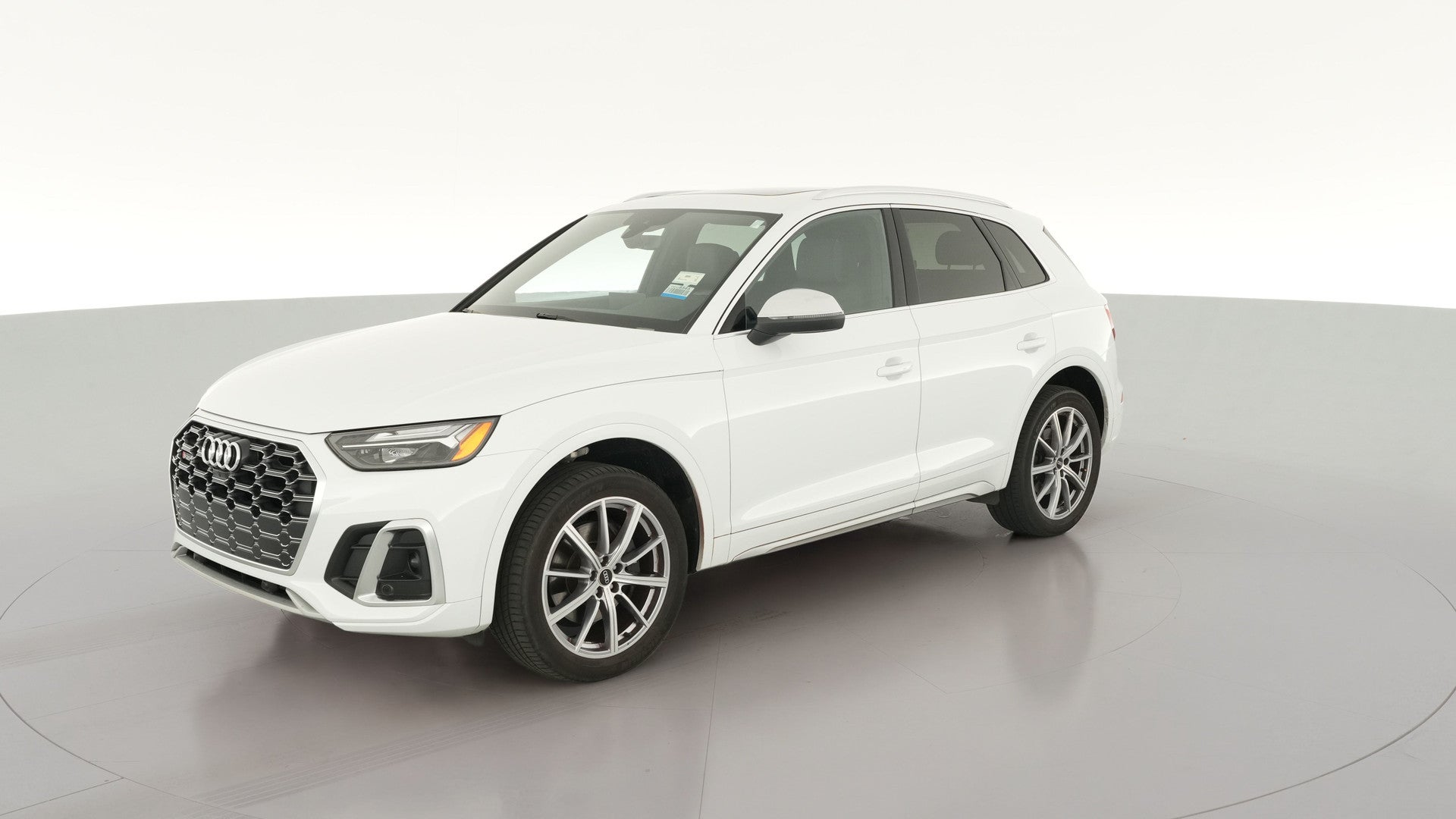 2023 Audi SQ5 vehicle photo