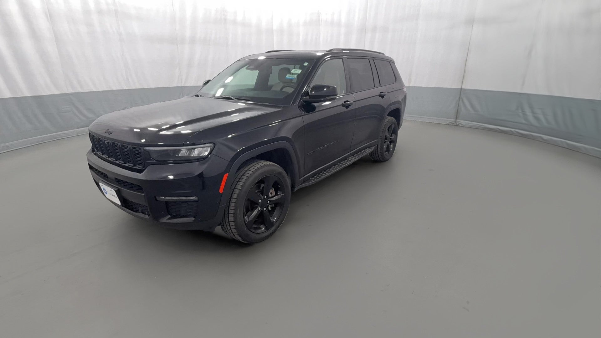 2023 Jeep Grand Cherokee L vehicle photo