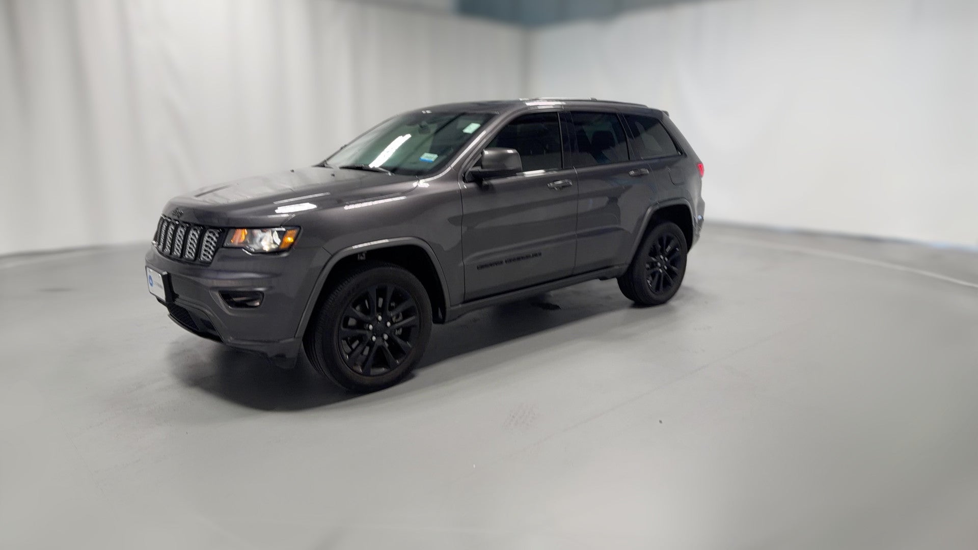 2021 Jeep Grand Cherokee vehicle photo