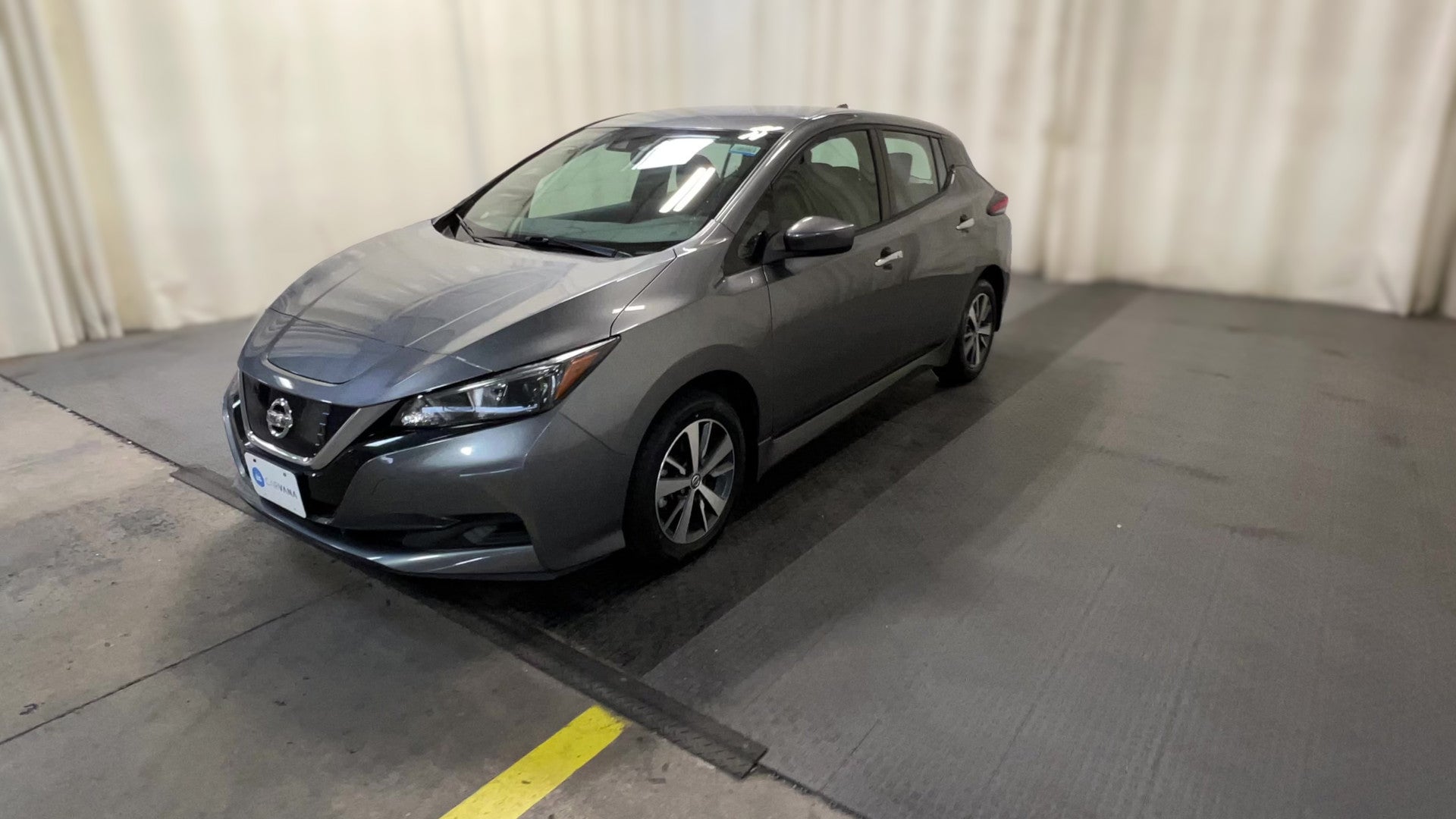 2020 Nissan LEAF vehicle photo
