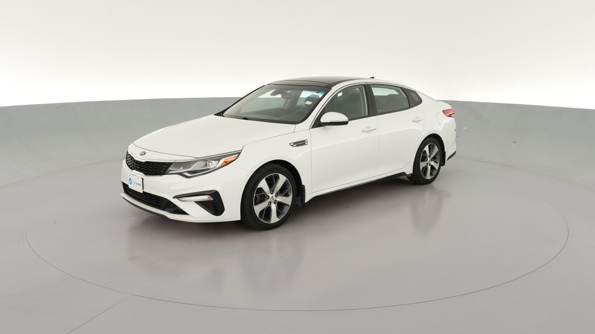 2019 Kia Optima vehicle photo