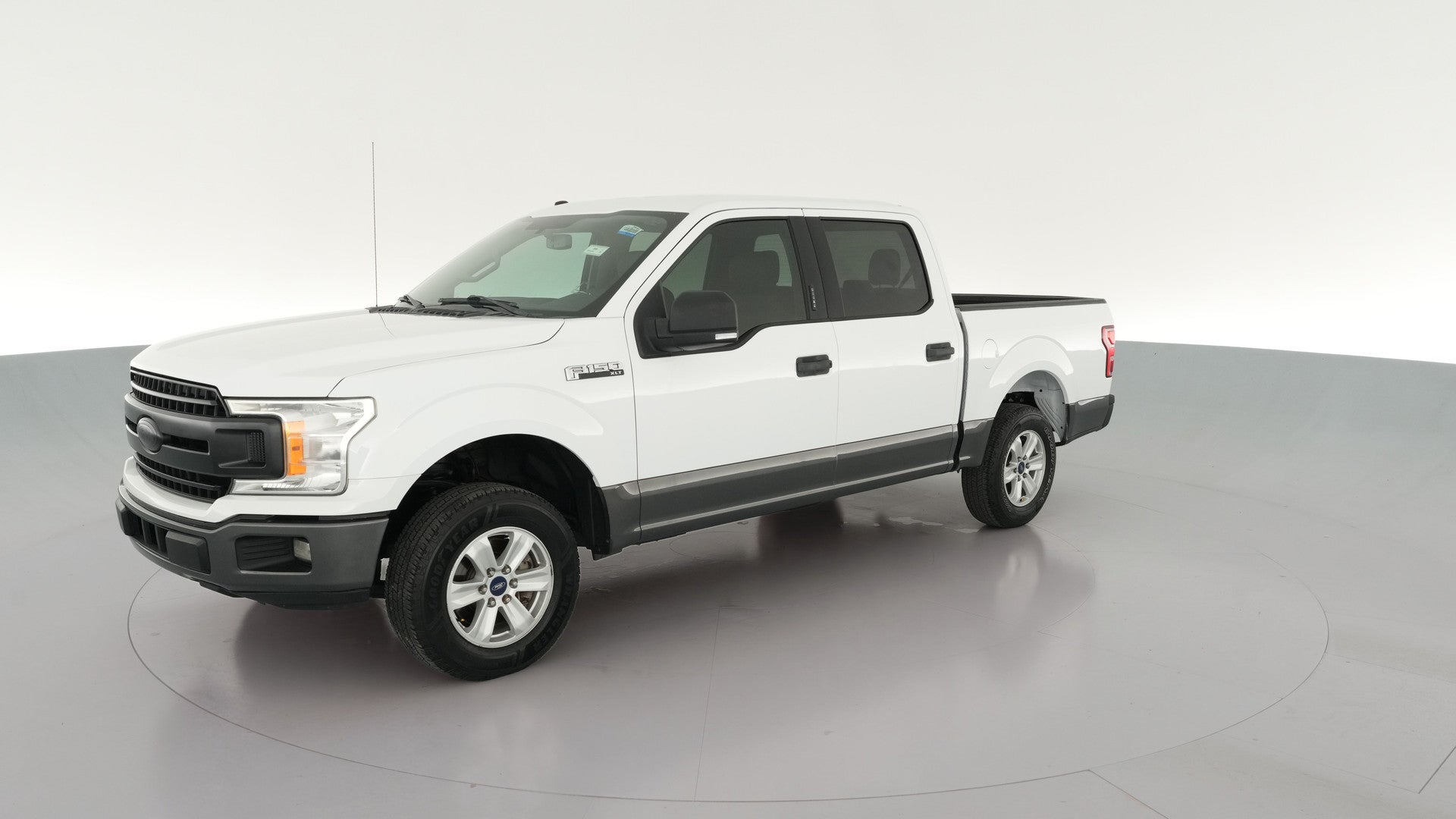 2018 Ford F150 SuperCrew Cab vehicle photo