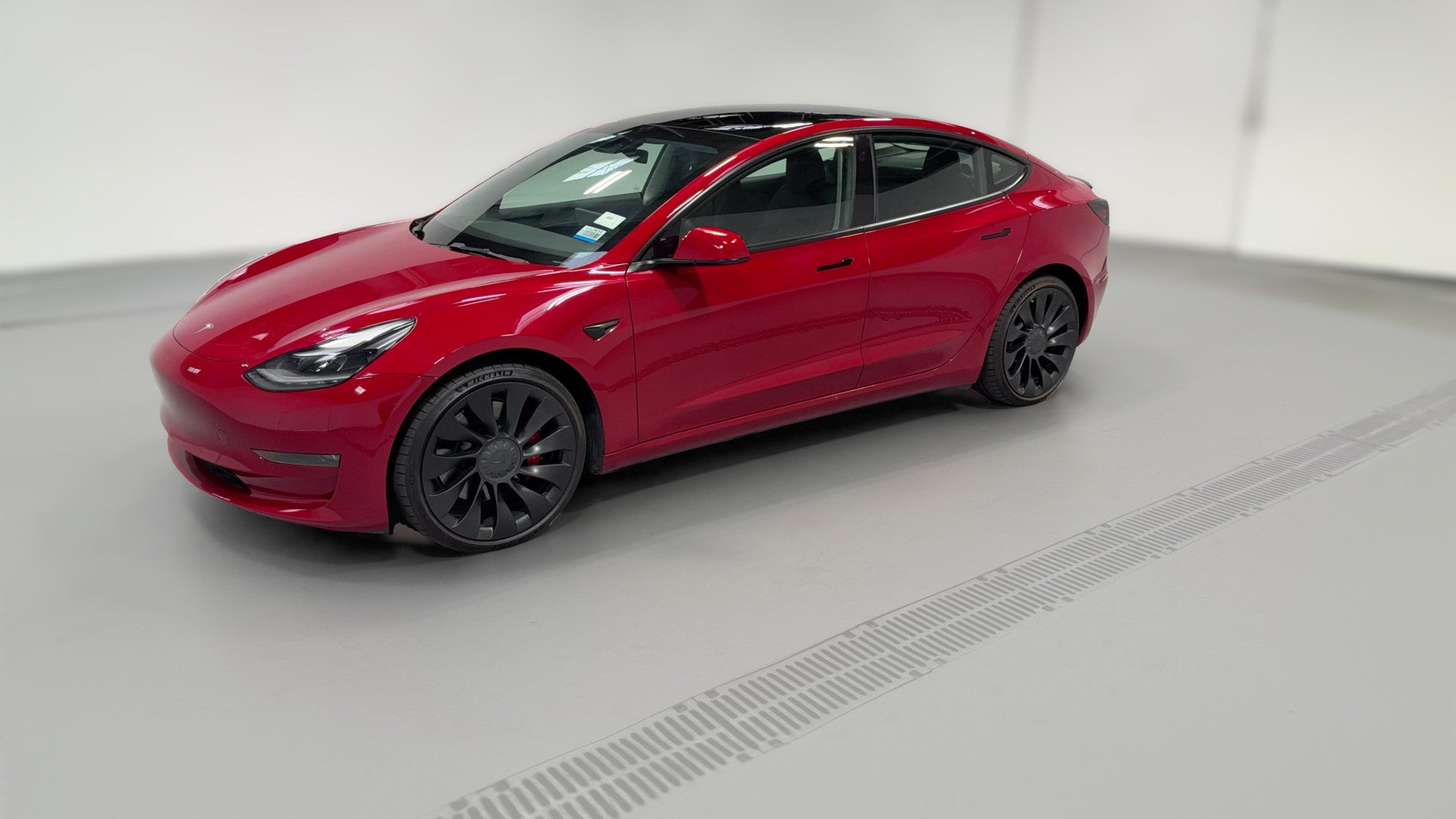 2022 Tesla Model 3 vehicle photo