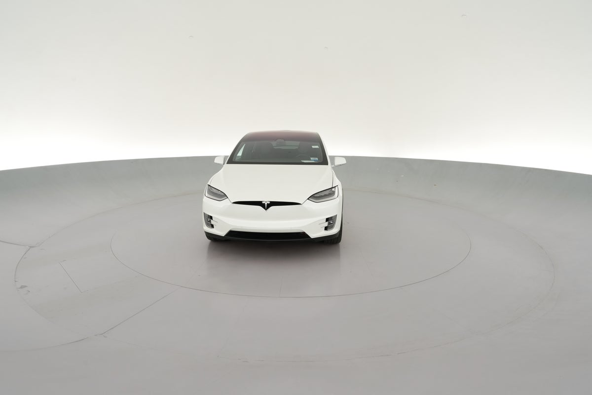 2020 Tesla Model X Long Range in Pearl White Multi-coat — 360° view 1