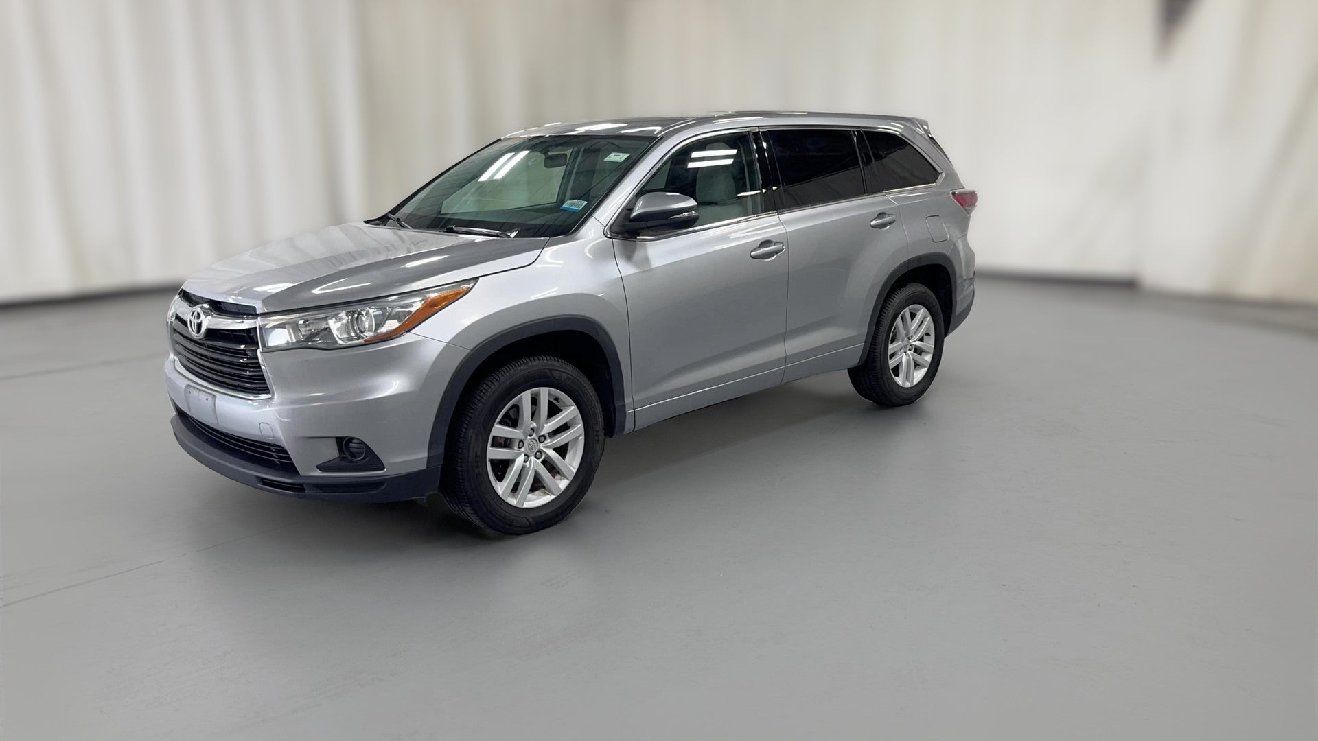 2015 Toyota Highlander vehicle photo