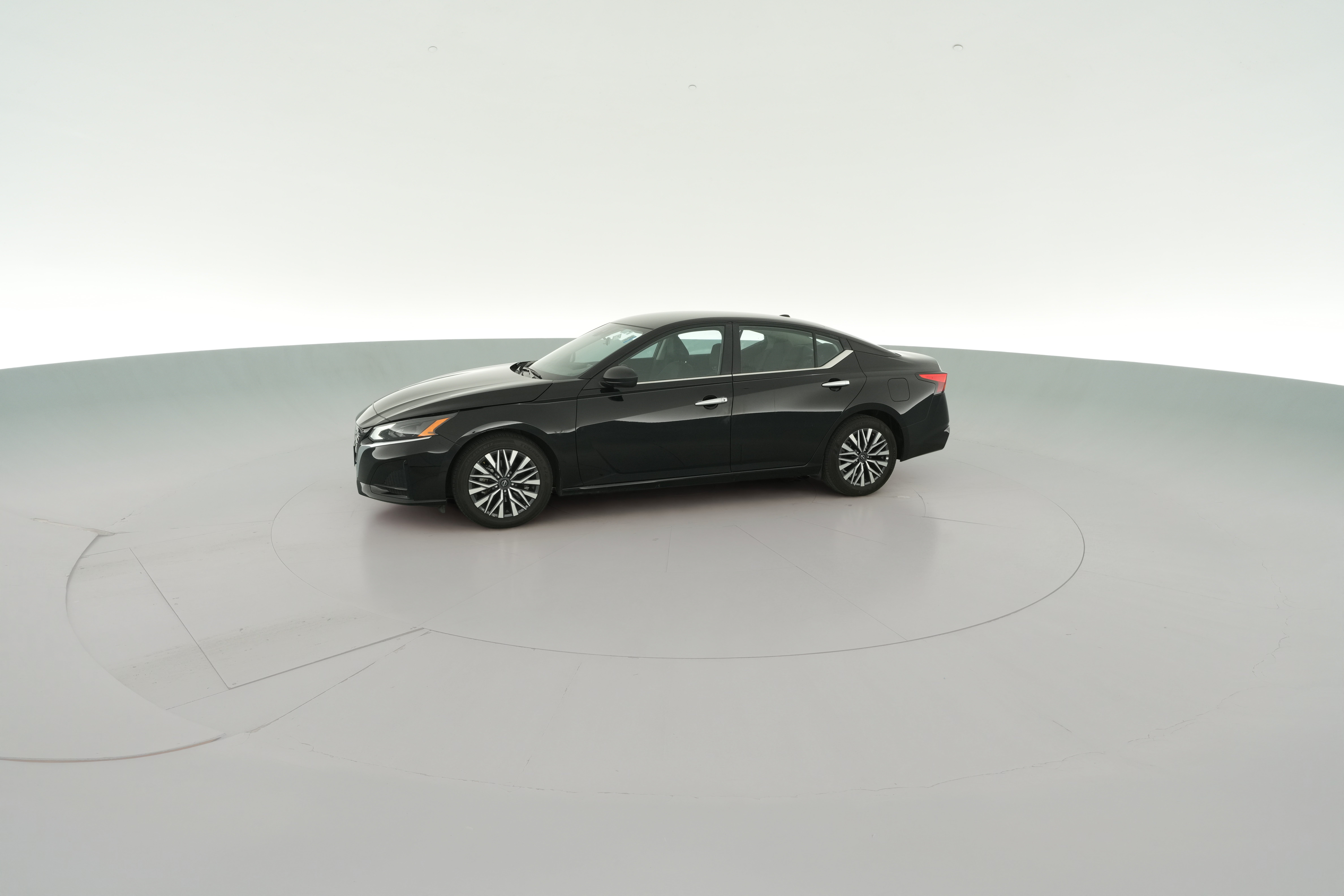 2025 Nissan Altima SV - Photo 26