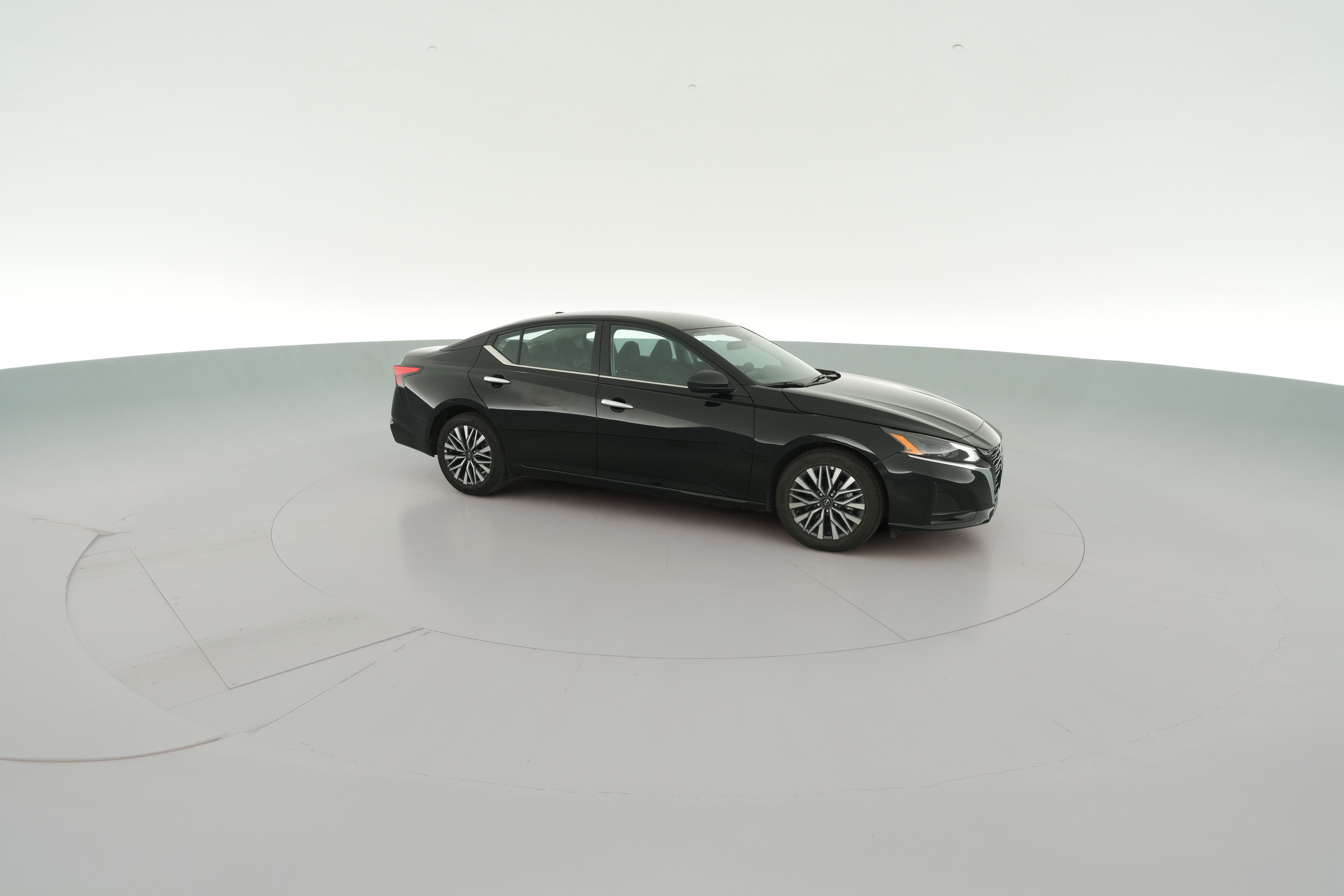 2025 Nissan Altima SV - Photo 36