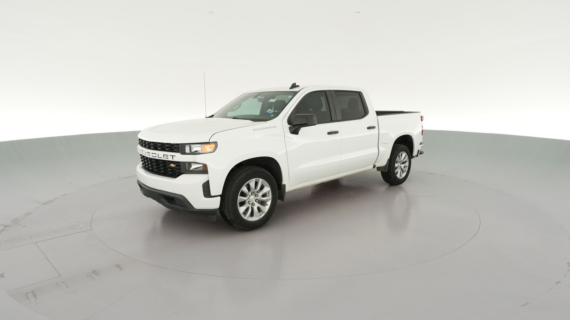 2019 Chevrolet Silverado 1500 Crew Cab vehicle photo