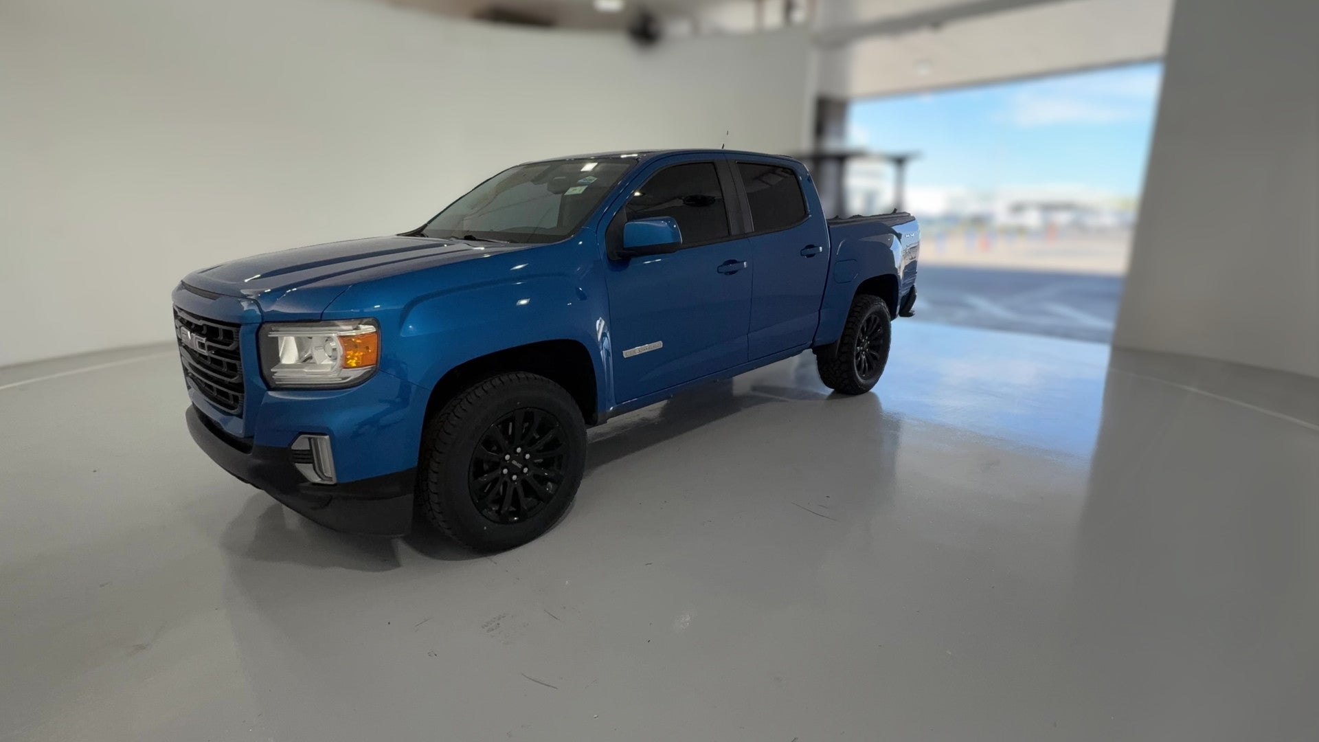 2022 GMC Canyon Crew Cab vehicle photo